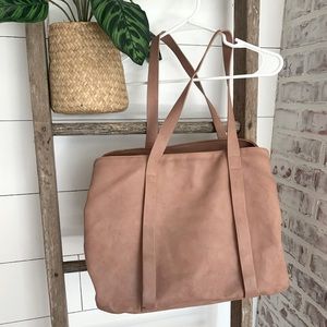 Pink/taupe bag with several compartments